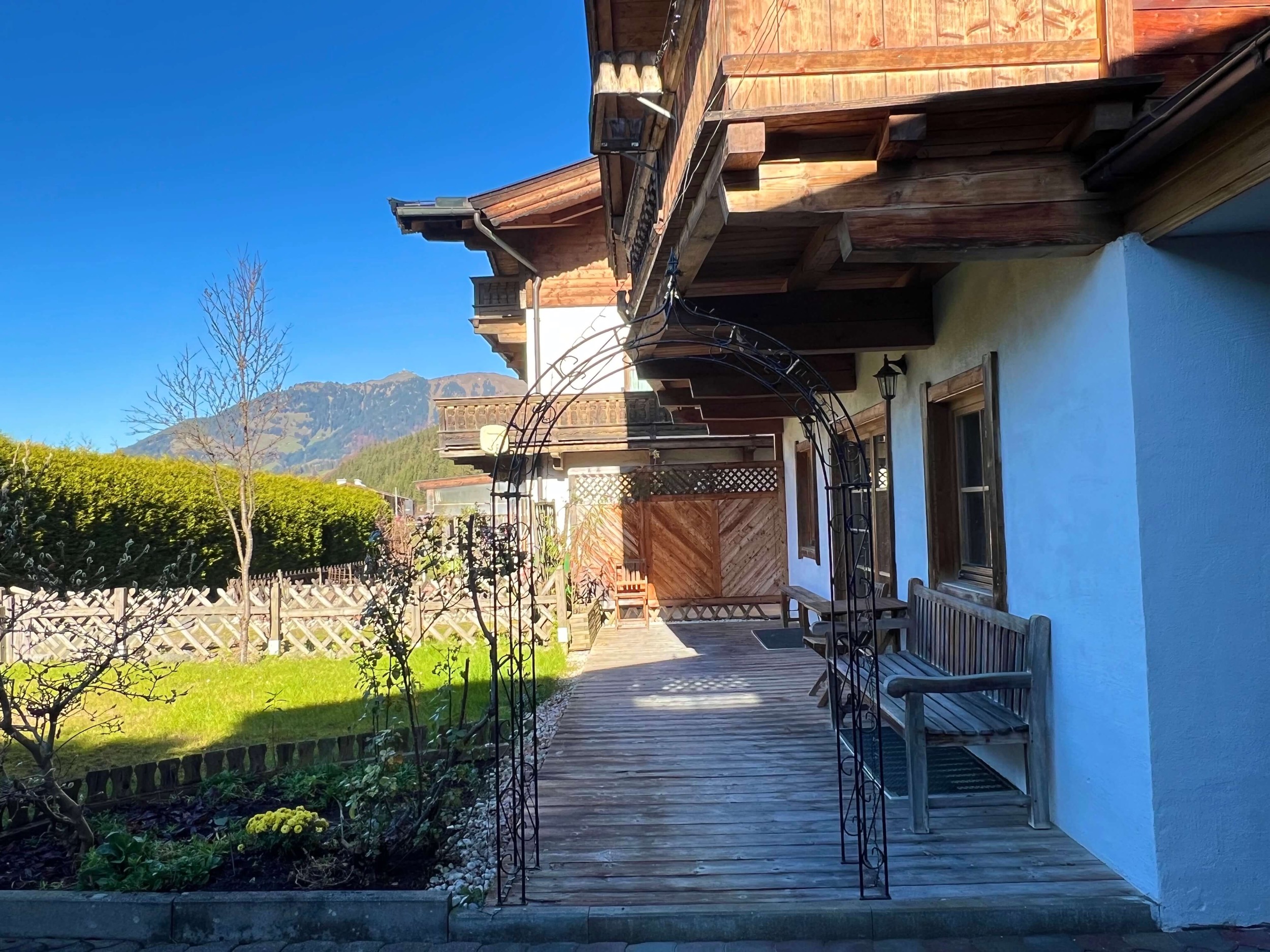 Aussenansicht Ferienhaus Aurach Kitzbuehl Kaiserblick 65