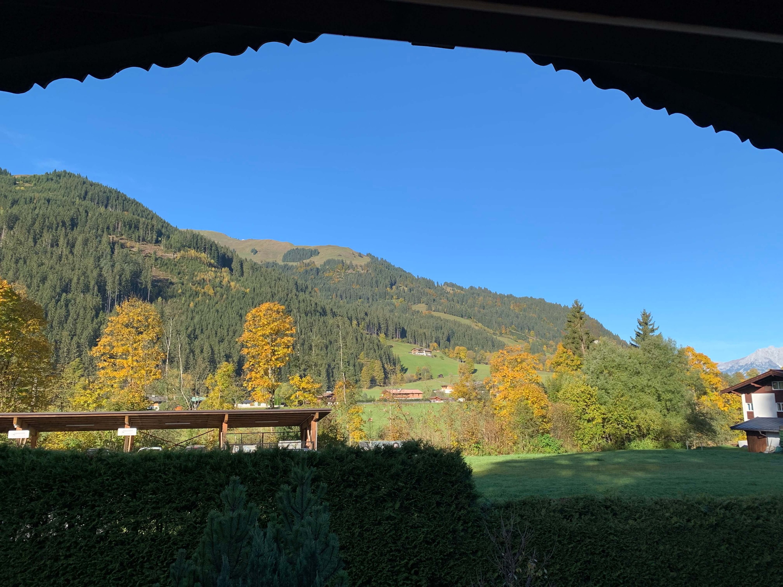 Aussicht Ferienhaus Aurach Kaiserblick 254
