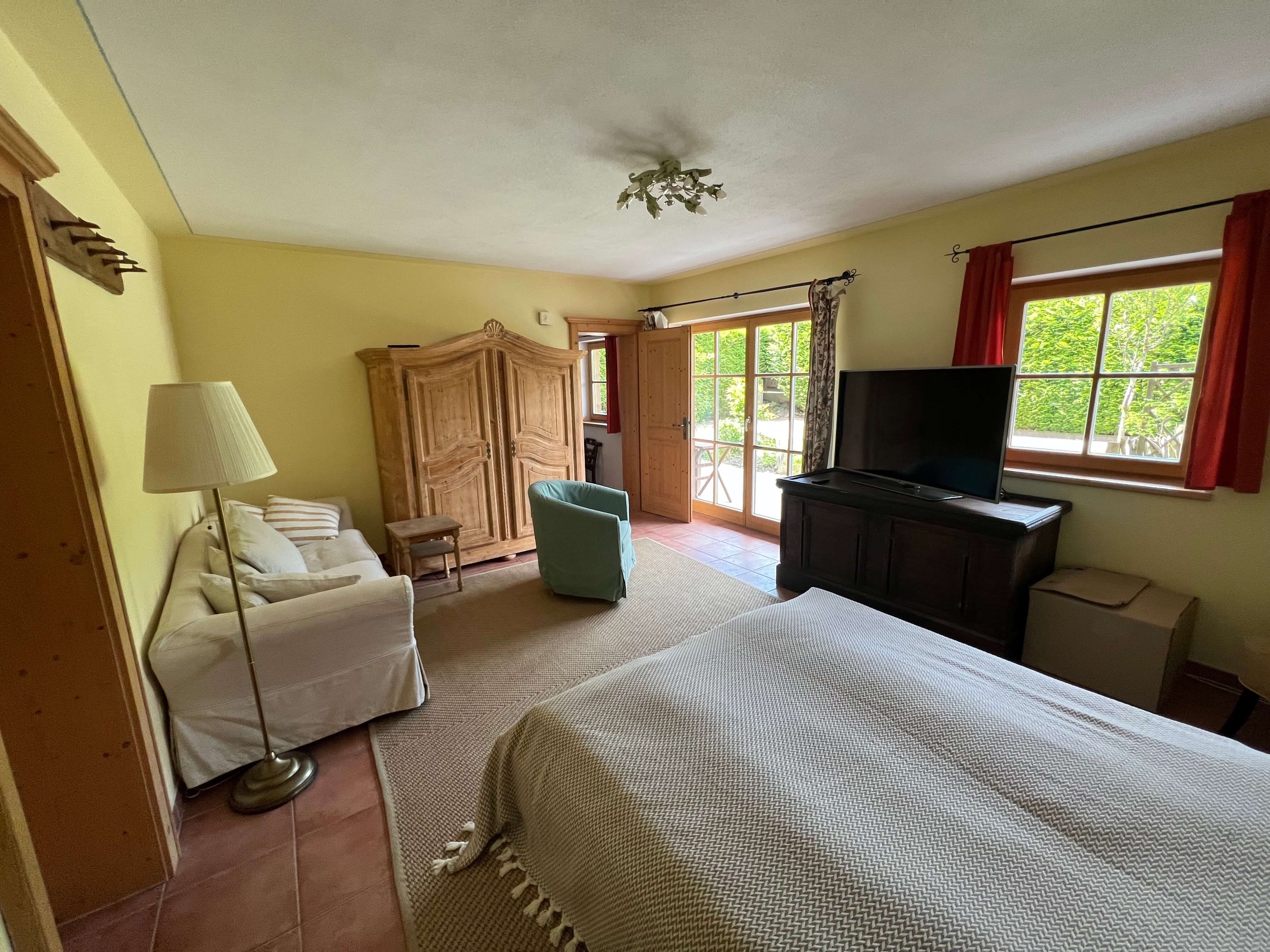 Schlafzimmer Ferienhaus Aurach Kaiserblick 80